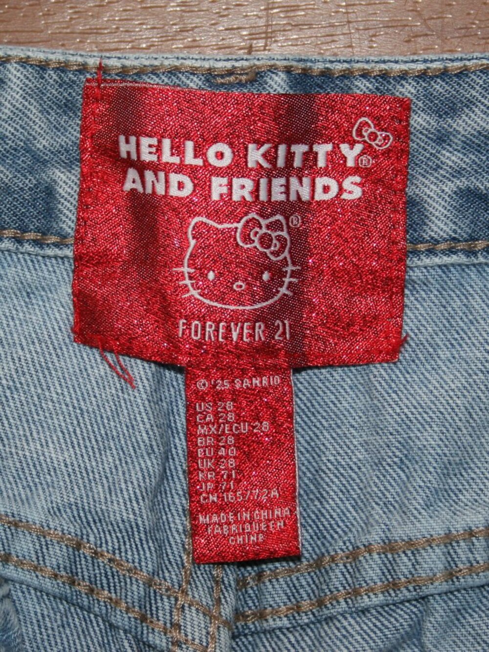 Hello Kitty and Friends Distressed Jeans - Picture 7 of 7